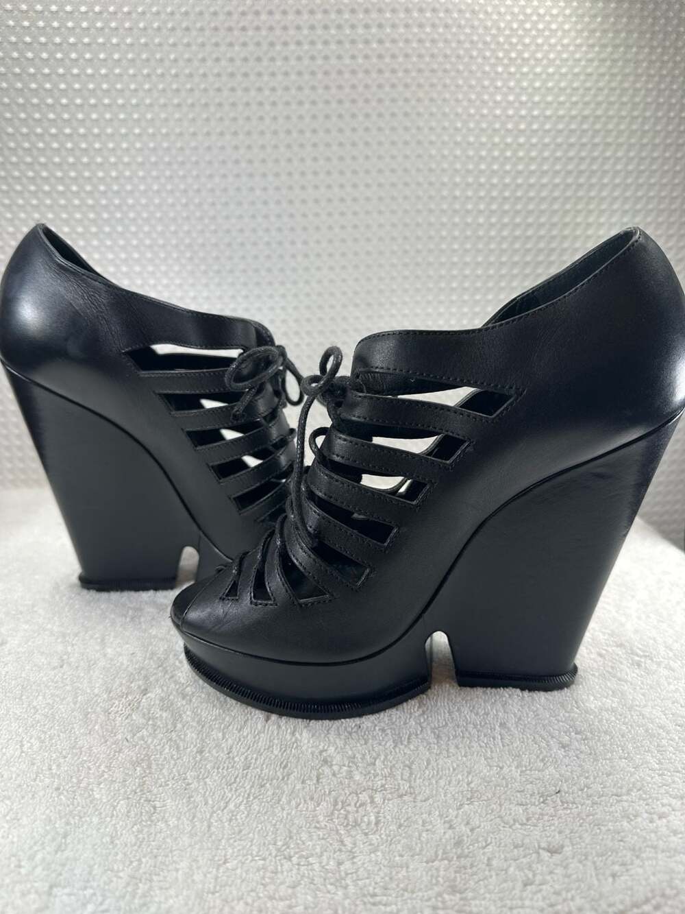 Yves Saint Laurent Hortense Black Leather Platform Wedge Sandals - Picture 8 of 12